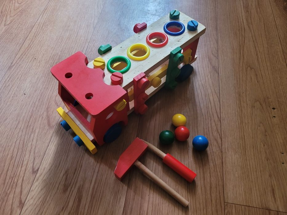 Игрушки деревянные для малыша