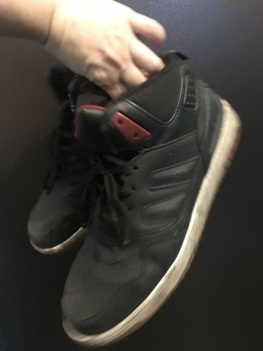 Кроссовки 44 размера