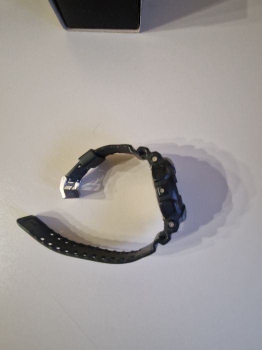 Часы Casio совершенно новые.