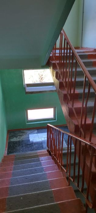 Продам трёх комнатную кваритиру