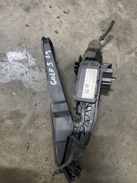 Pedala acceleratie golf 5 6 passat b6 b7 cc leon skoda octavia 2