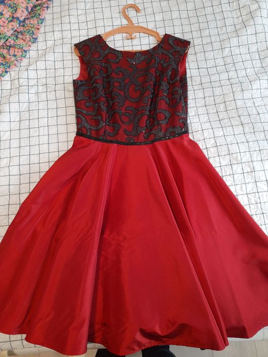 Rochita eleganta marime L