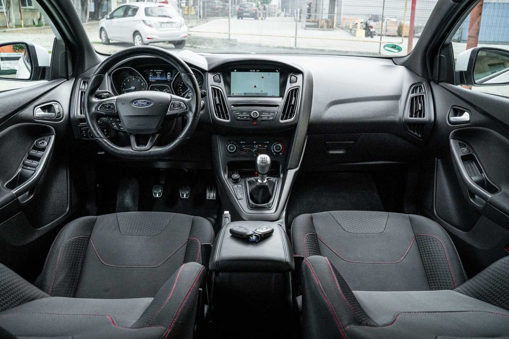 Ford Focus 1.5 benzina 150 CP Euro 6, KIT ST-line Garantie, Rate