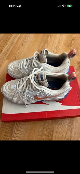 NIKE AIR Vapormax evo