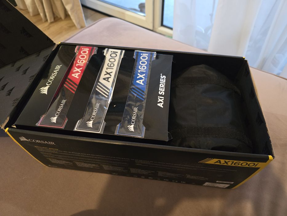 Sursă Corsair AX1600i – 1600W, 80+ Titanium, Full Modular – FULL BOX