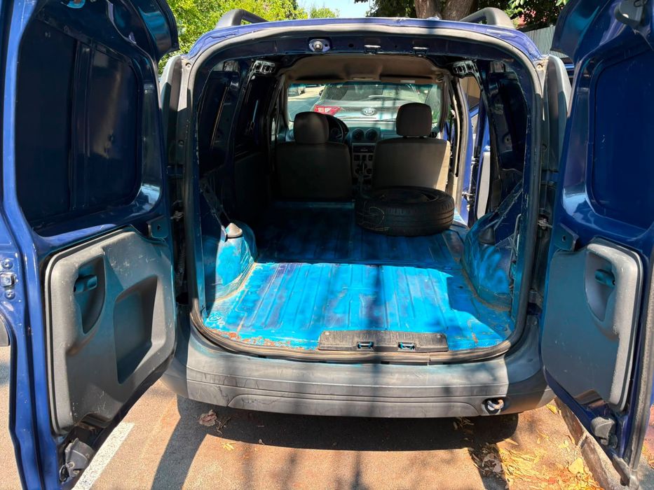 Vand dacia logan van