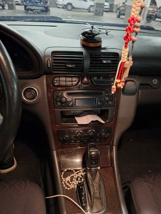 Mercedes-Benz C200 Kompressor  – Automat – 160 CP