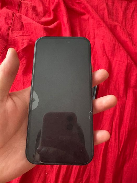 Продам айфон 16 без минусов