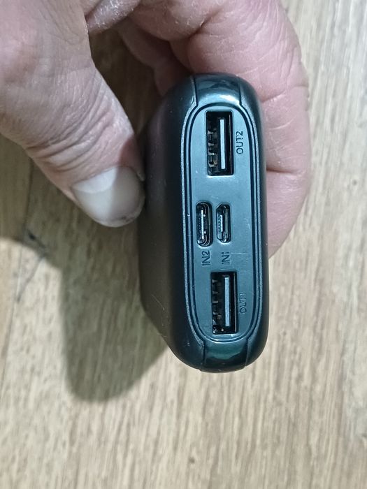 Baterie externa 10000 mA  perfect functionala

#11