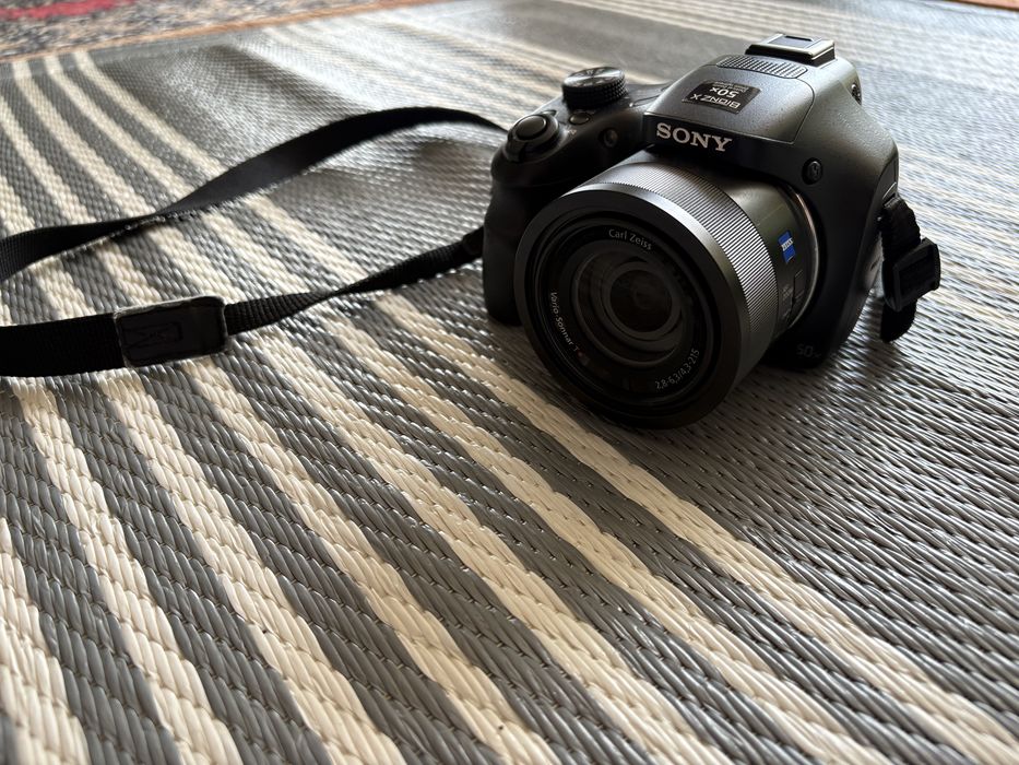 Aparat foto Sony HX 400 V