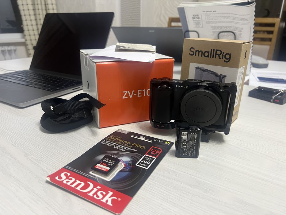 продам Sony zve10 Срочно