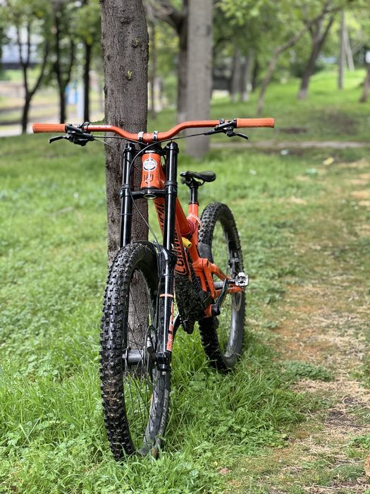 Commencal supreme v4