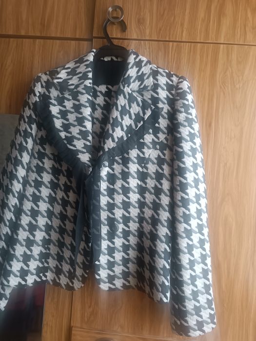 Вещи.Костюмы классические