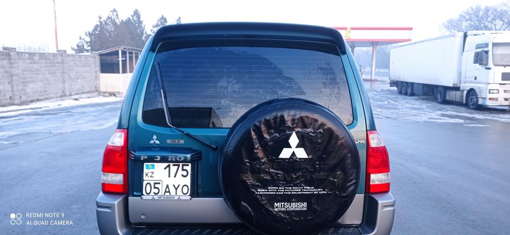 Продам машину метцубиси поджеро