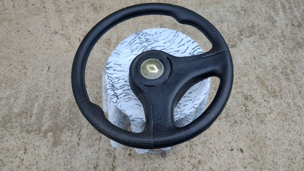 Vând volan sport Dacia 1300/1310/1410