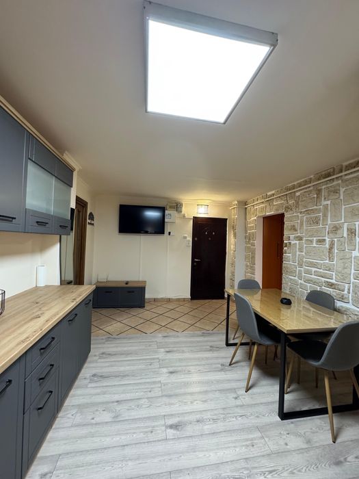 Închiriez apartament 2 camere  Craiovita Noua