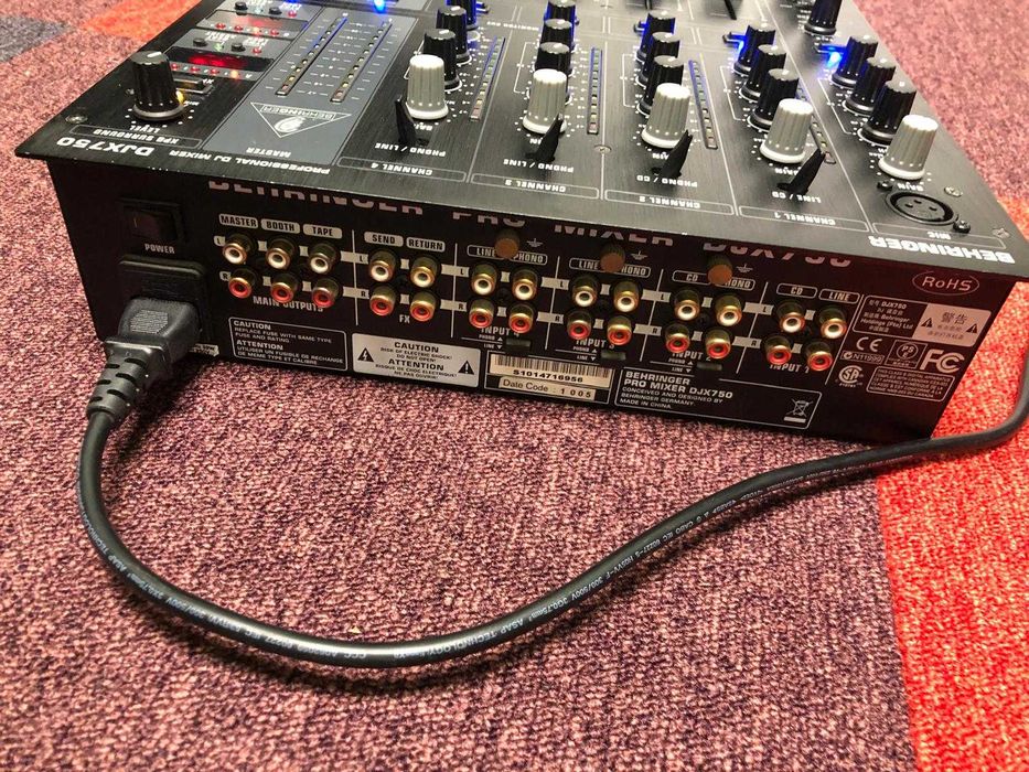 Mixer DJ Behringer DJX750