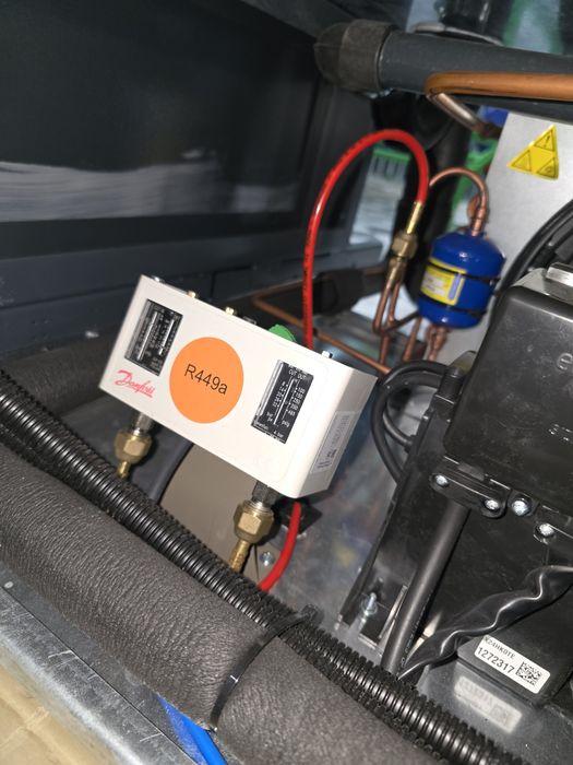 Vitrina frigo premium noua si sh