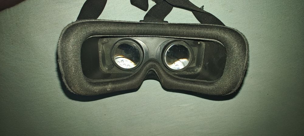 Ochelari VR pentru telefon