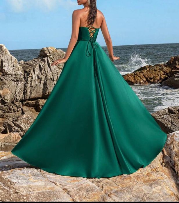 Абитуриентска рокля-зелена.