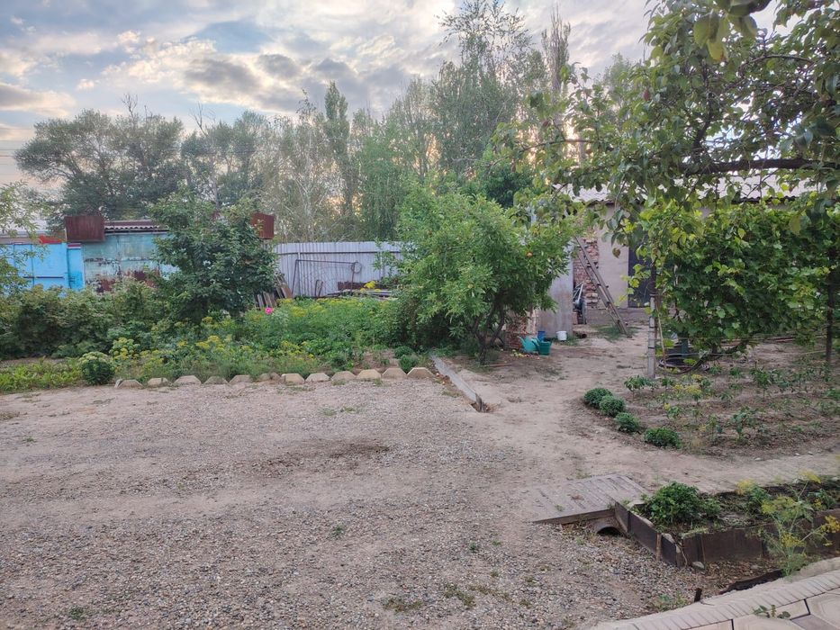 Продаётся дом с участком