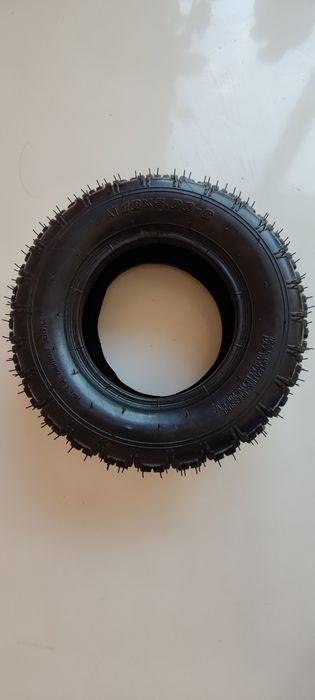 Vand anvelopa scuter sau alte utilaje