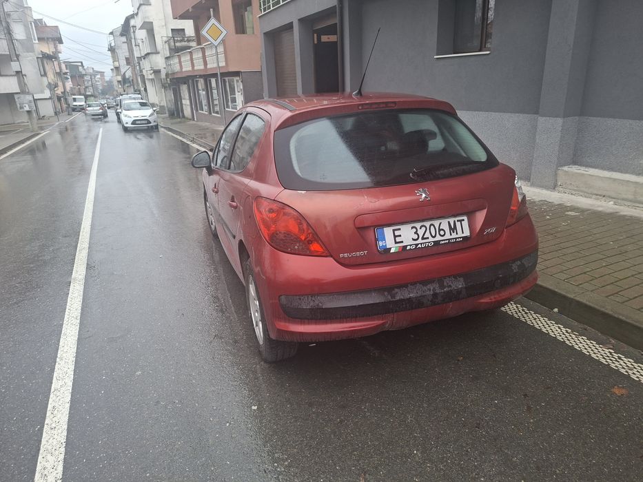 Пежо 207 на части 1.4 88коня