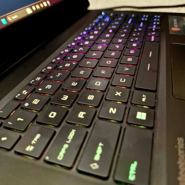 MSI Vector GP66 12UGS (2022) – i7-12700H / RTX 3070 Ti 8GB / QHD 165Hz