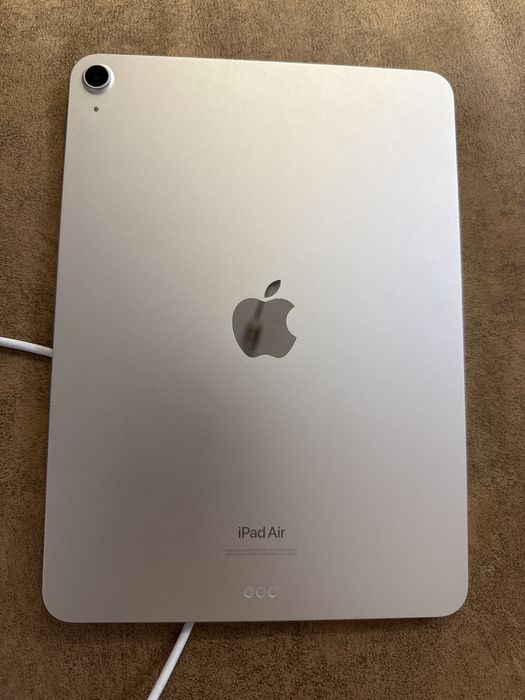 Продам iPad Air 6 (M2) 11” 128GB Wi-Fi
