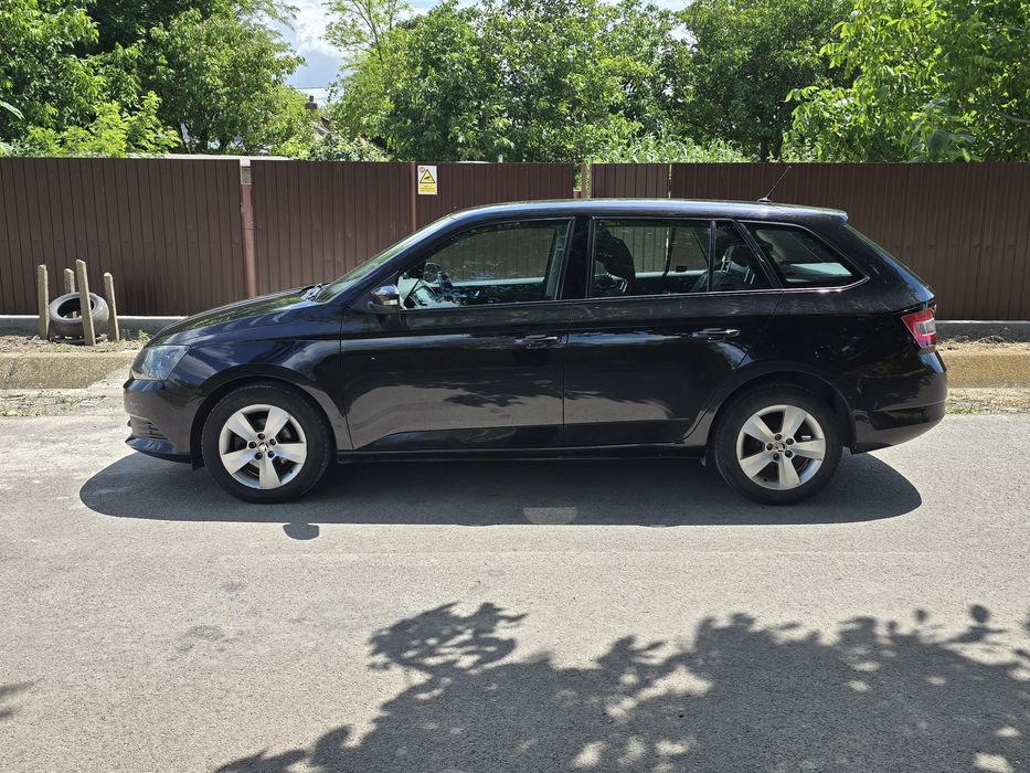 SKODA Fabia 2015