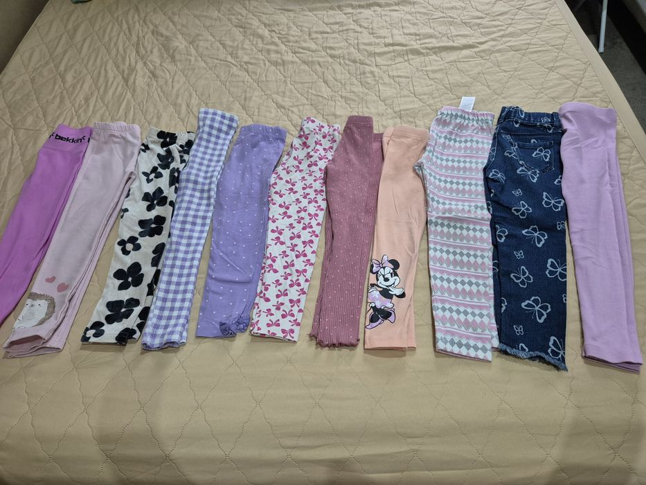 Клинчета за момиче 10€ общо