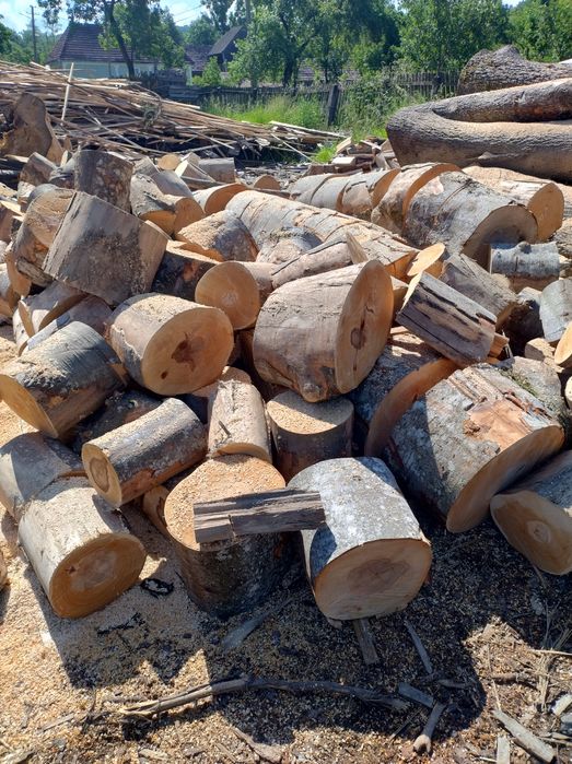 Lemn de foc și altele