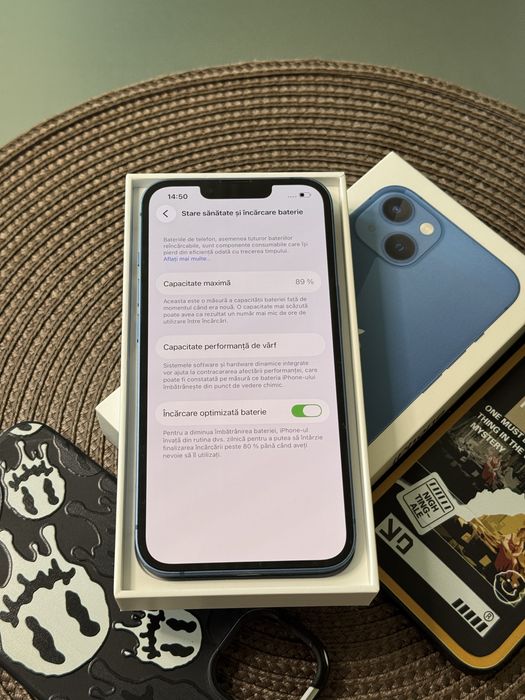 iPhone 13 Blue 128 GB 89% ca si nou insotit de cutie si 2 huse