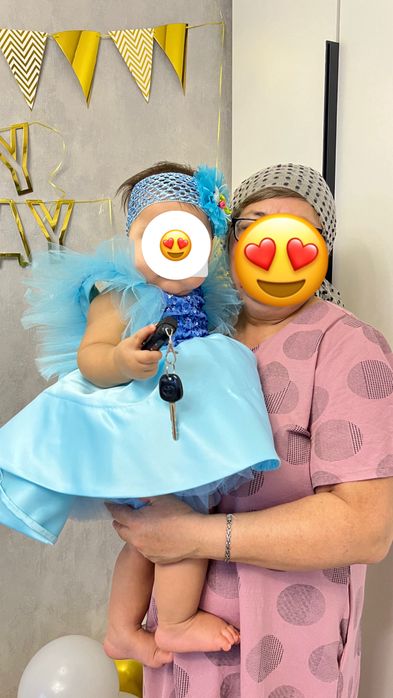 Платья детские продаю