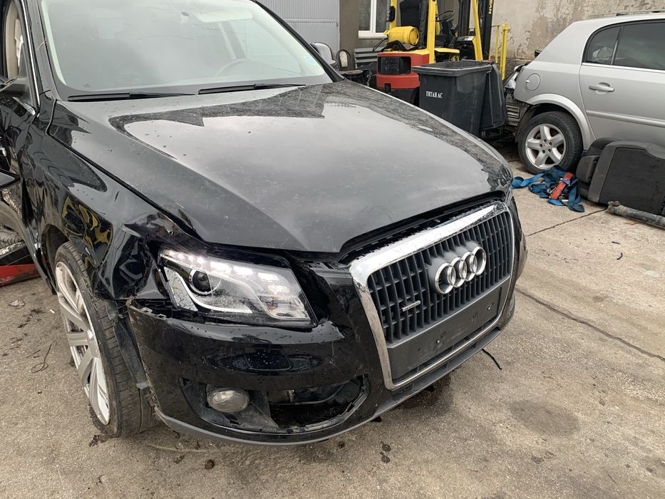 Audi Q5 на Части 2.0TDi