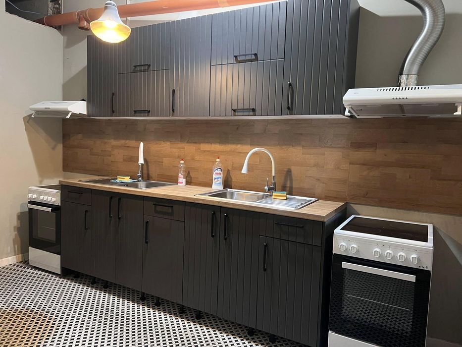 Дава се под наем Едностаен апартамент в Варна, Център - 30 кв.м за 378.93 € - Снимка #1