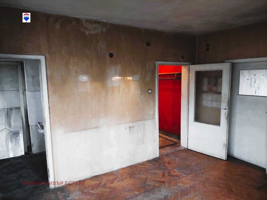 Продава се Двустаен апартамент в Русе, Здравец - 49 кв.м за 760 €/кв.м - Снимка #1