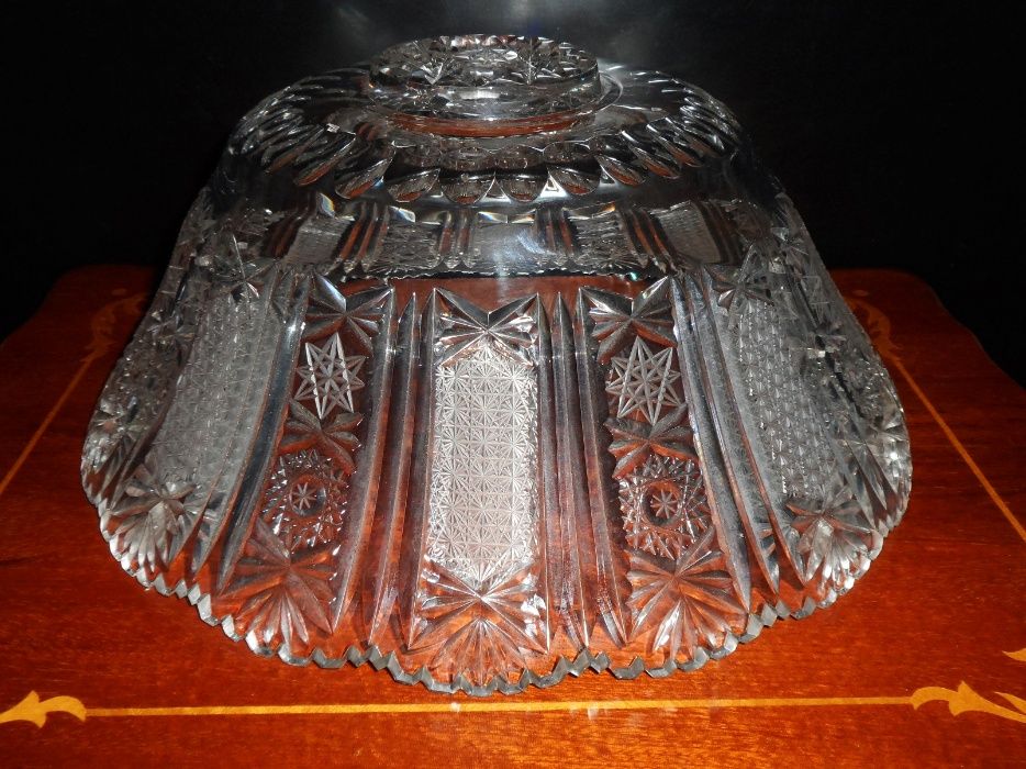 Fructieră mare din cristal Bohemia.
