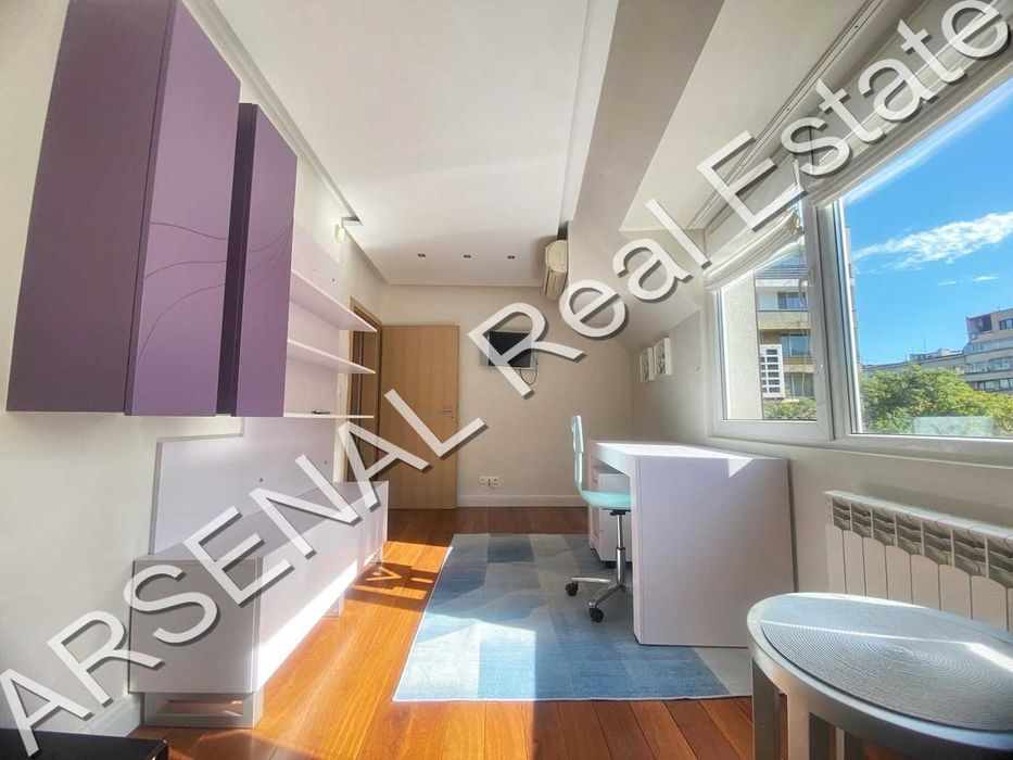 Дава се под наем Четиристаен апартамент в София, Иван Вазов - 142 кв.м за 1800 € - Снимка #4