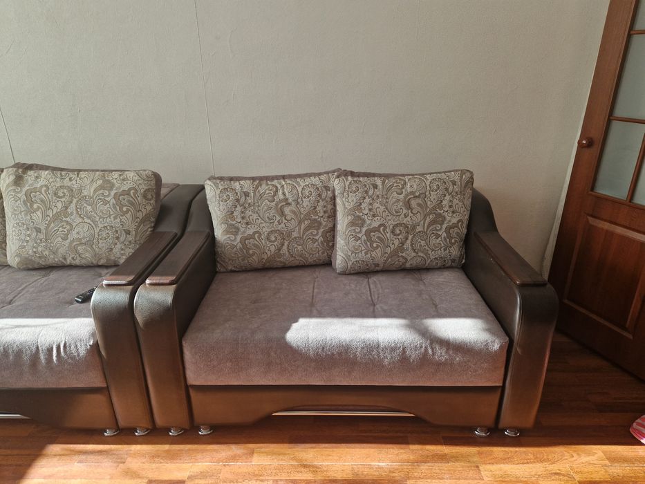 Диван в отличном состоянии