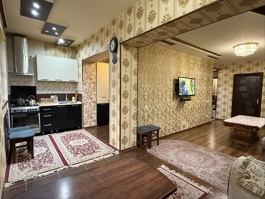 4 Комнаты 4/1/4 Ц-5, Массив Киёт, Джентельмен Паб, Корзинка