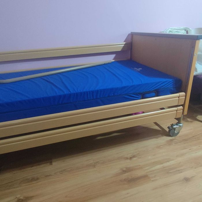 Електрическо Болнично Легло