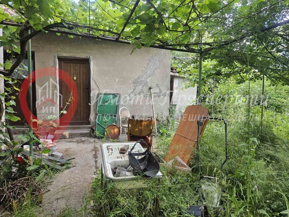 Парцел в Перник-Църква площ 1259 цена 115000