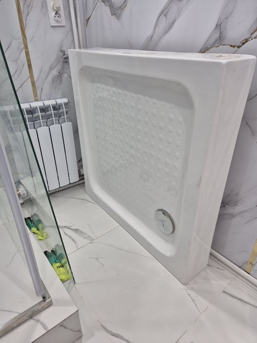 Поддон продам новый