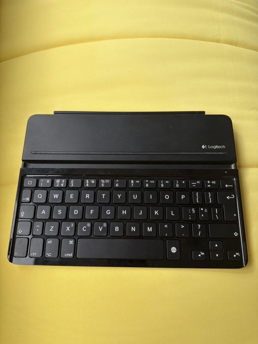 Tastatura pentru pad Logitech