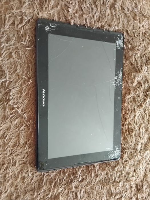 Продам планшет Леново