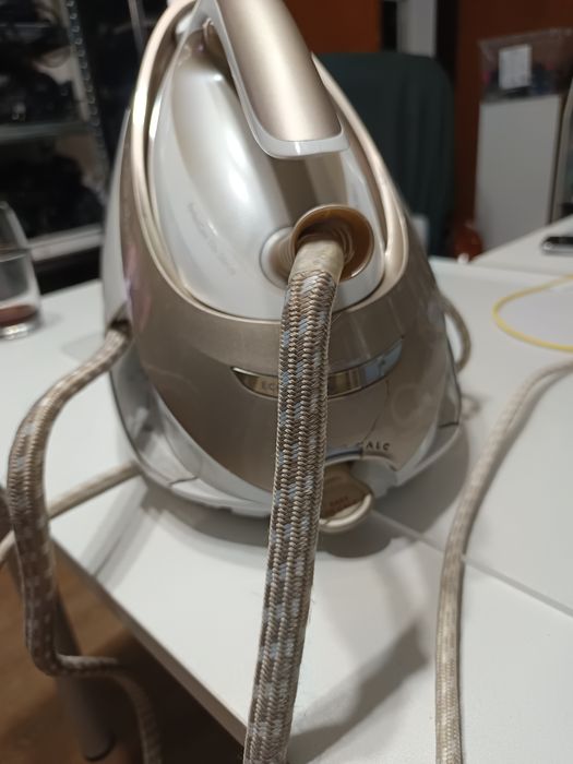 Statie calcat Philips perfect care elite silence