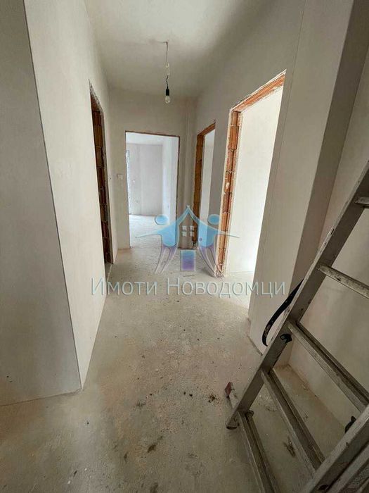 Продава се Тристаен апартамент в Шумен, Пазара - 90 кв.м за 1389 €/кв.м - Снимка #6