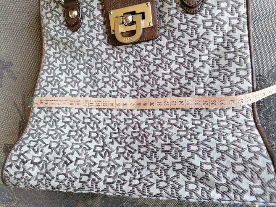 Оригинални чанти DKNY
