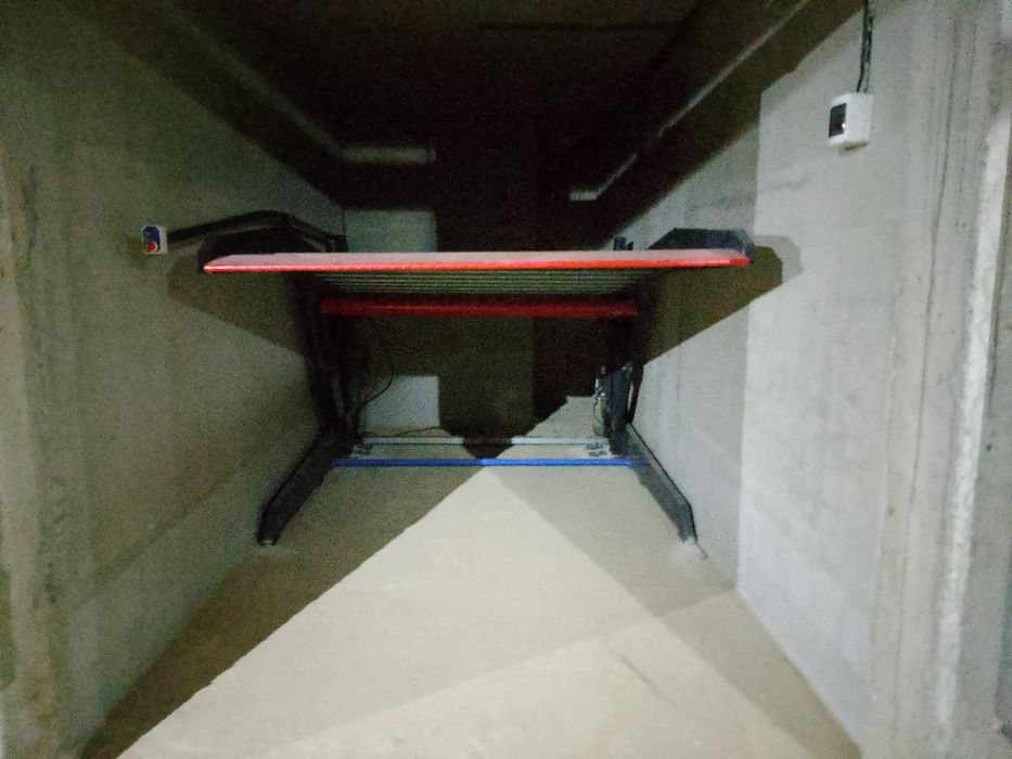 Система за паркиране на два автомобила